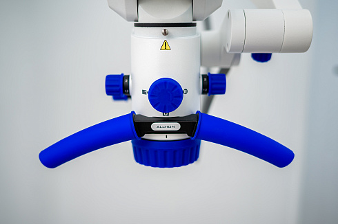 Стоматологический микроскоп AM 5000