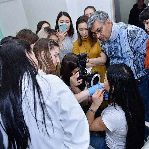 Мастер-класс  "СТОМ 2019. Отбеливание" Паномарь Наталья